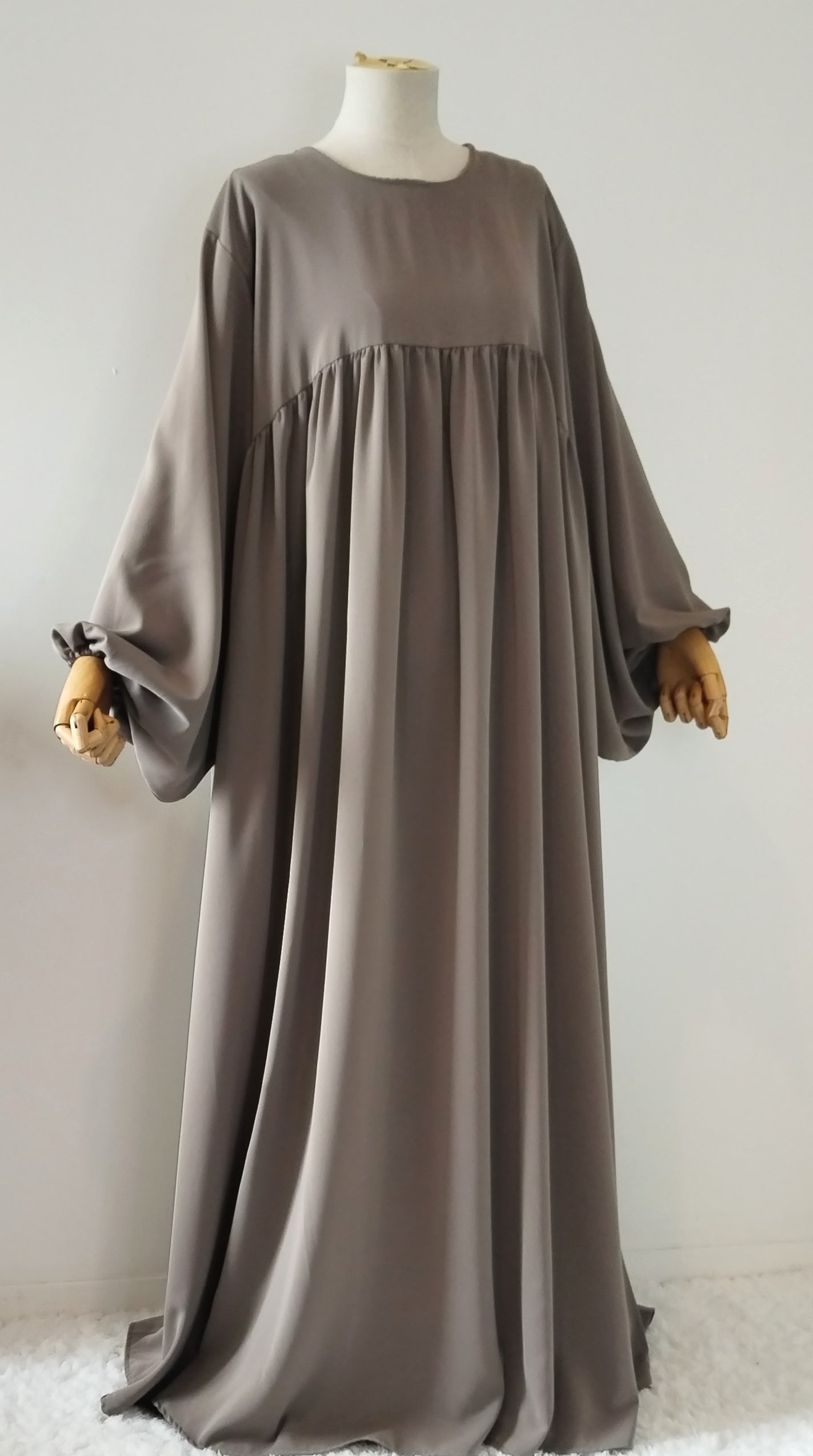 ABAYA MANCHES BOUFFANTES