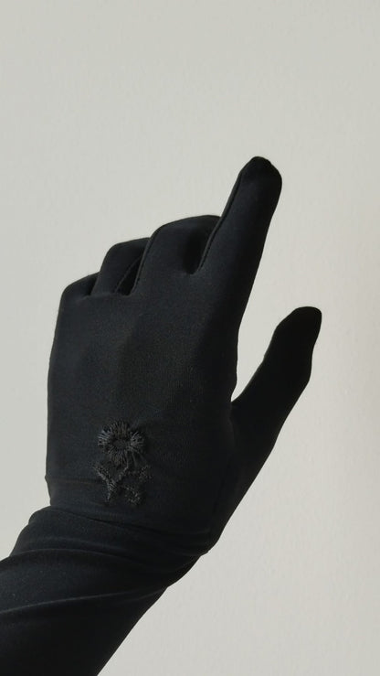 GANTS À FLEUR